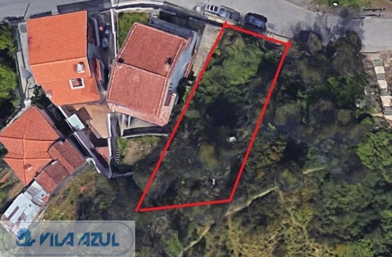 Terreno para Venda em Fânzeres e São Pedro da Cova Foto 1