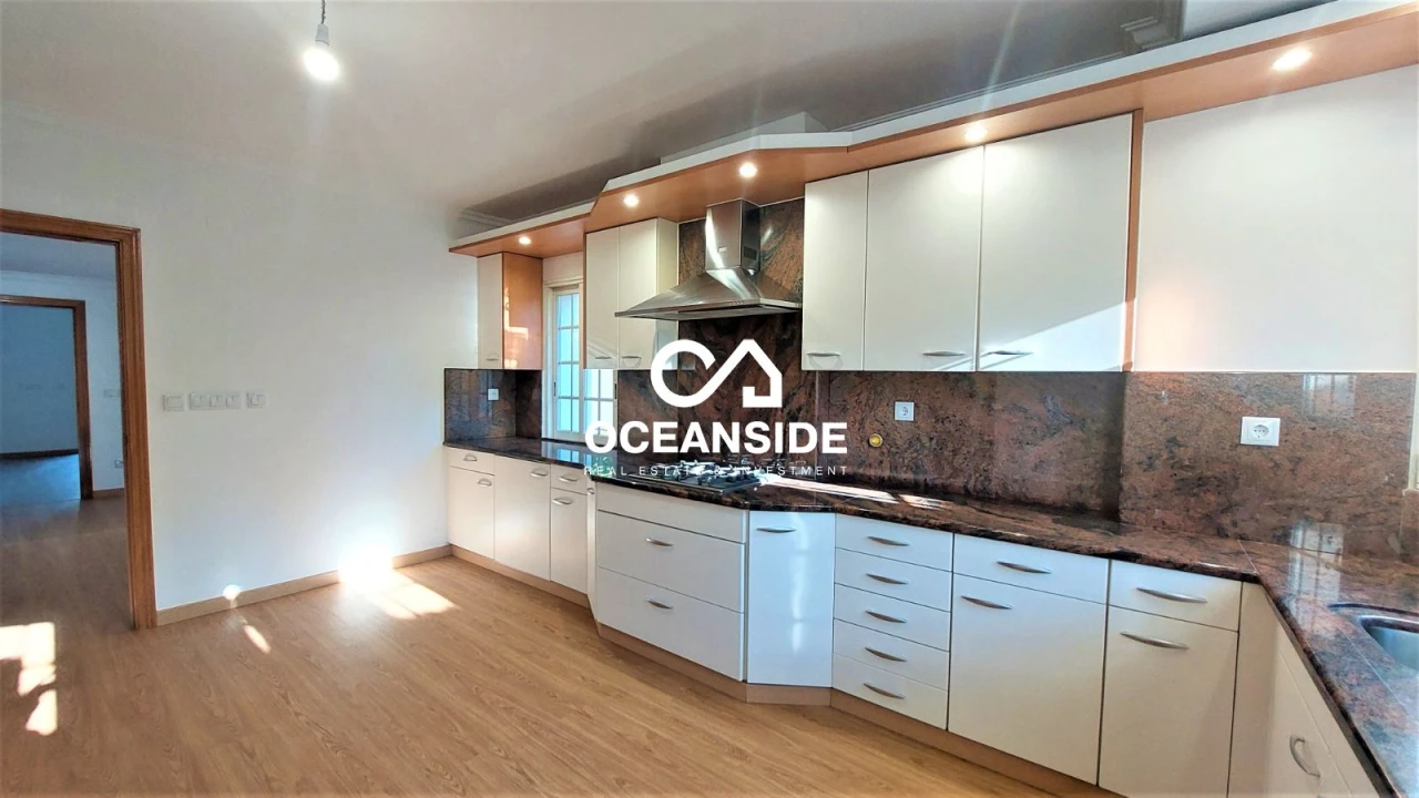 Moradia T5 para Arrendamento em Cascais e Estoril Foto 14