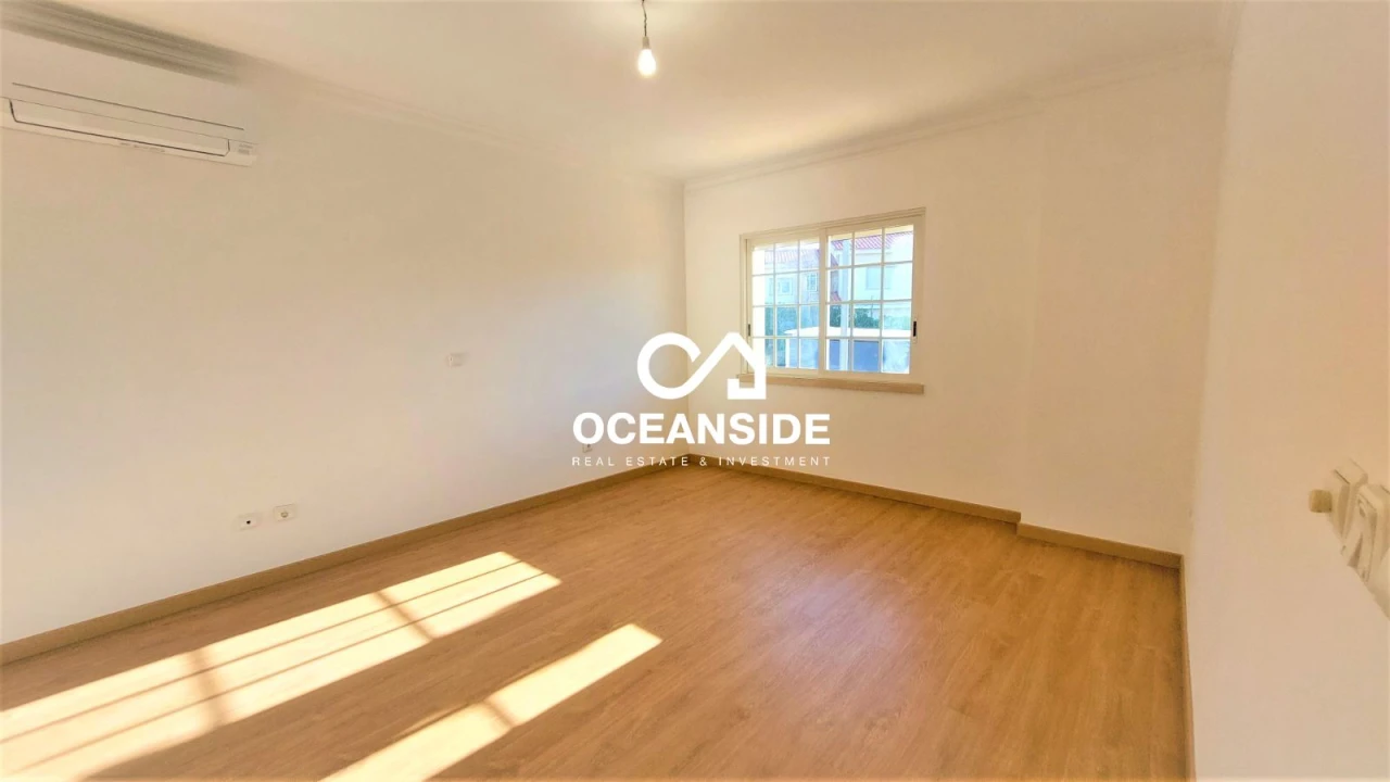 Moradia T5 para Arrendamento em Cascais e Estoril Foto 27