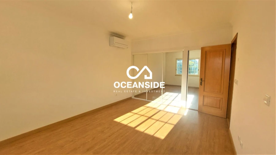 Moradia T5 para Arrendamento em Cascais e Estoril Foto 24