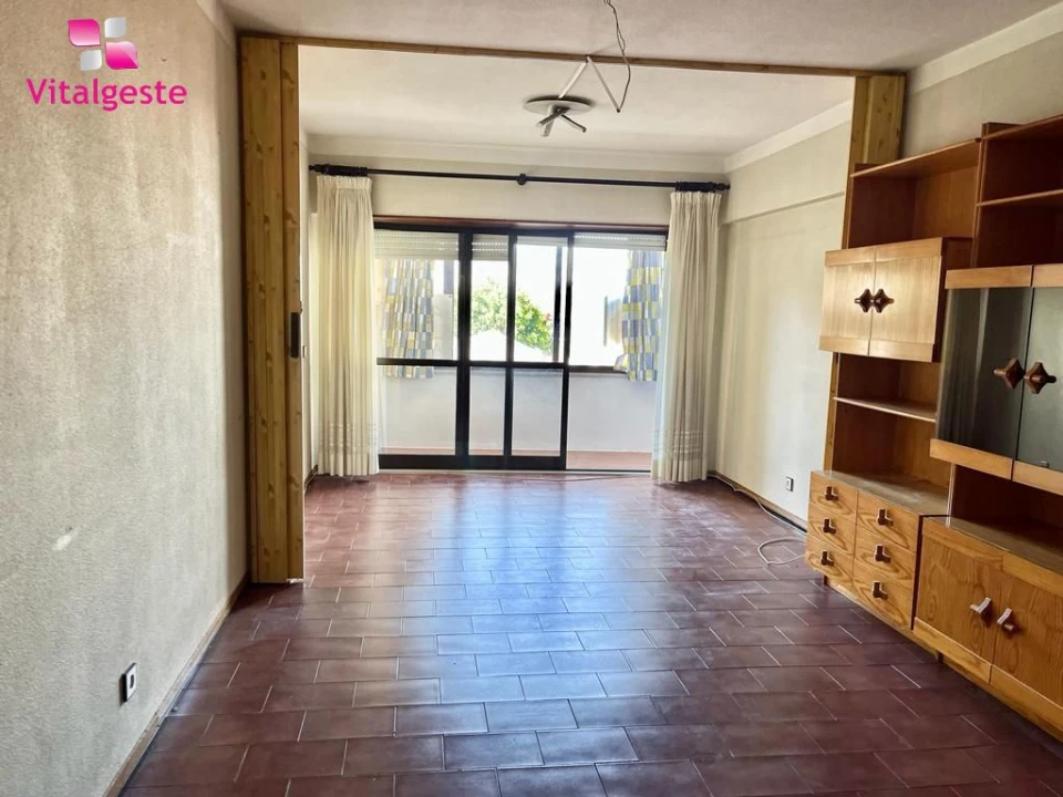 Apartamento T1 para Venda em Costa da Caparica Foto 15