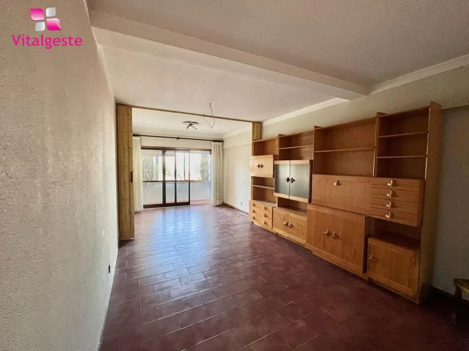 Apartamento T1 para Venda em Costa da Caparica Foto 17