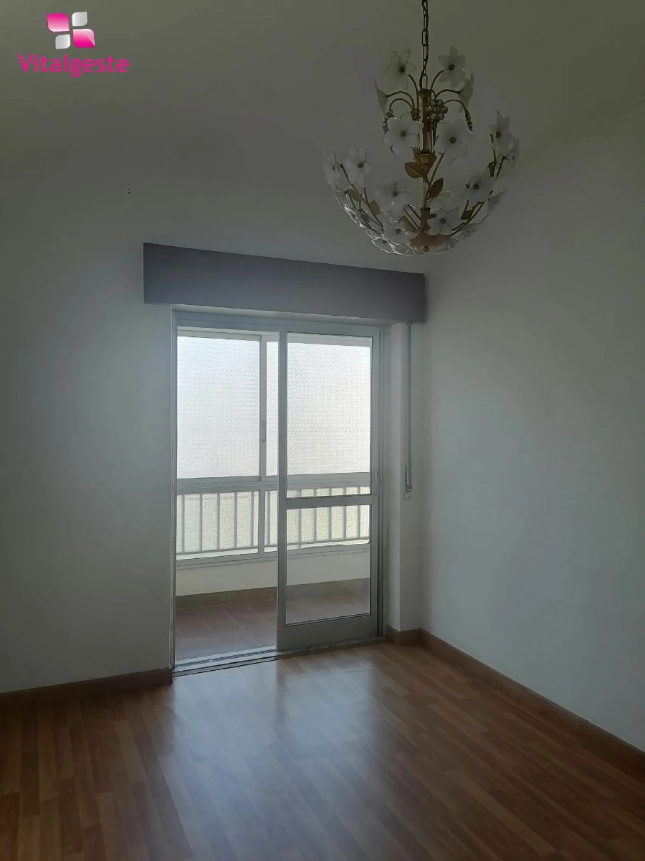 Apartamento T2 para Venda em Loures Foto 5