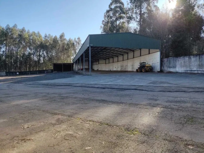 Armazém para Arrendamento em Fiães Foto 3