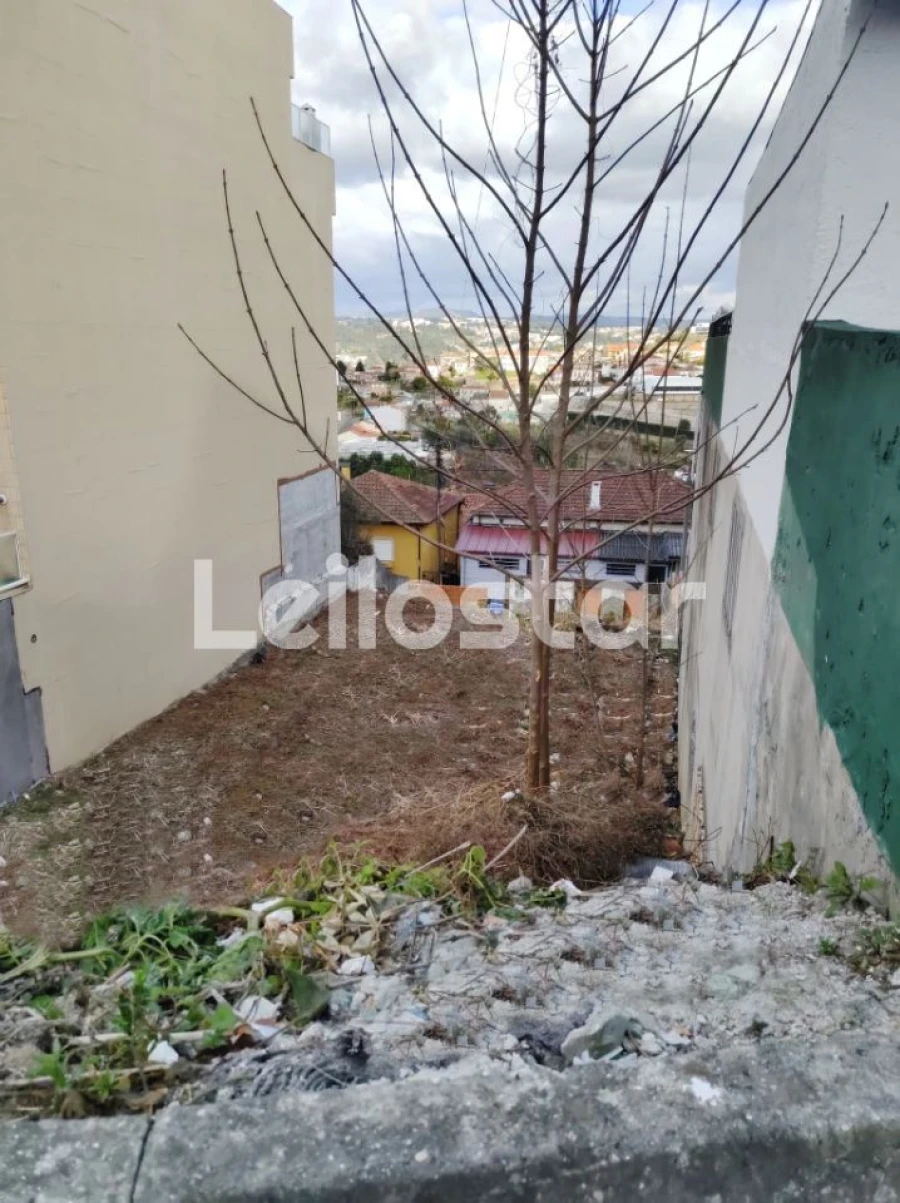 Terreno P/ Prédio para Venda em Oliveira do Douro Foto 4