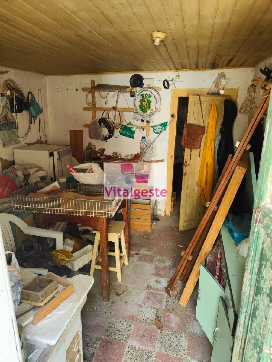 Moradia T4 para Venda em Vialonga Foto 16