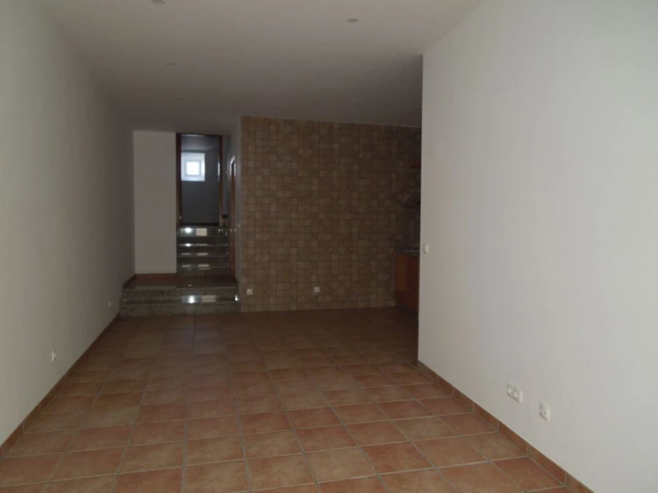 Moradia T5 para Venda em Santa Maria da Devesa Foto 11