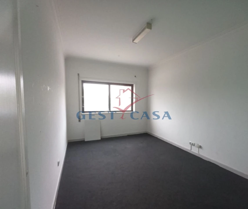 Prédio para Venda em Castelo Branco Foto 8