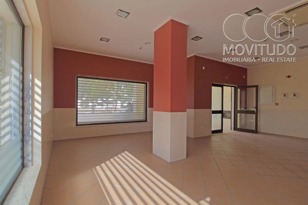 Loja para Venda em Samora Correia Foto 4