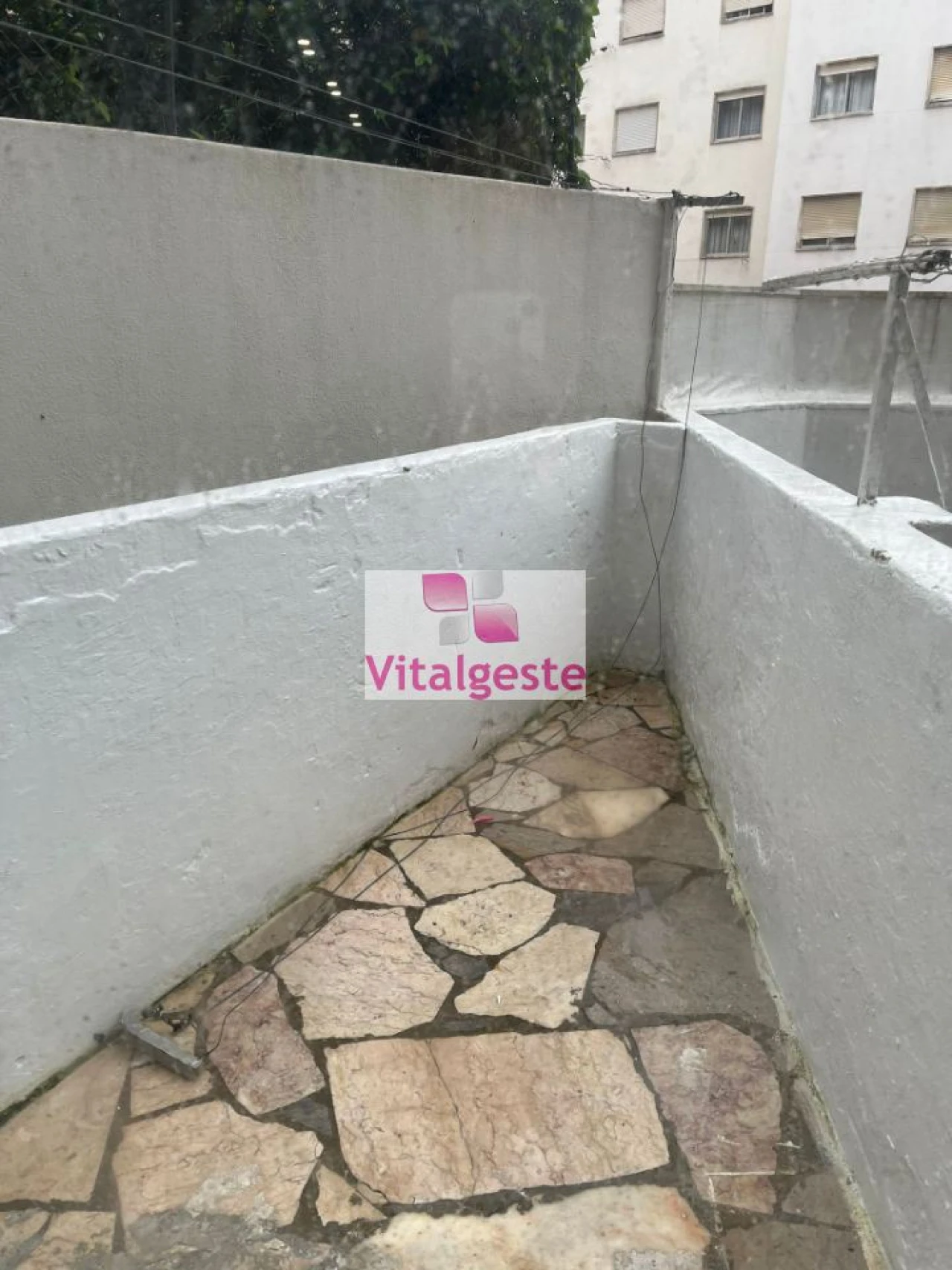 Apartamento T2 para Venda em Agualva e Mira-Sintra Foto 4