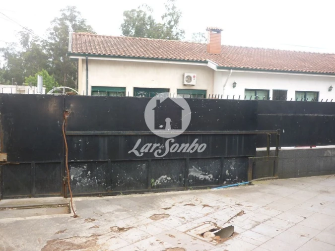 Armazém para Venda em Alfena Foto 12