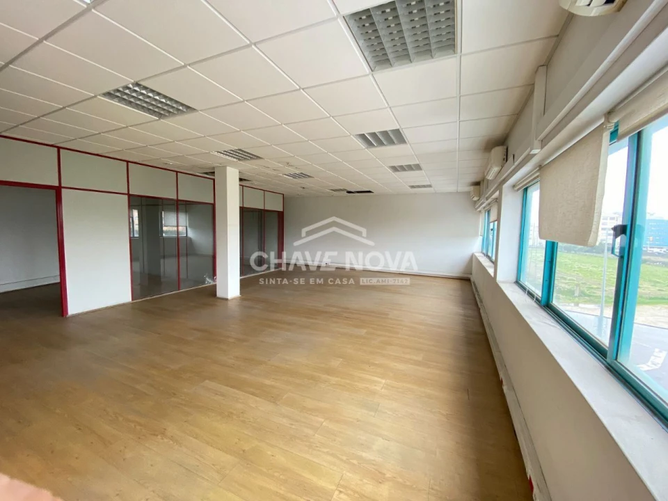 Escritório para Venda em Custóias, Leça do Balio e Guifões Foto 6