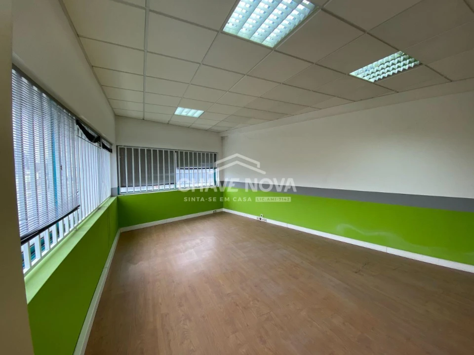 Escritório para Venda em Custóias, Leça do Balio e Guifões Foto 7