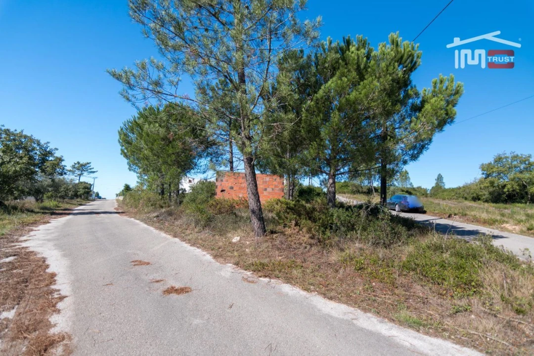 Terreno P/ Prédio para Venda em Seiça Foto 7