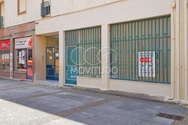 Loja para Arrendamento em Vialonga Foto 5
