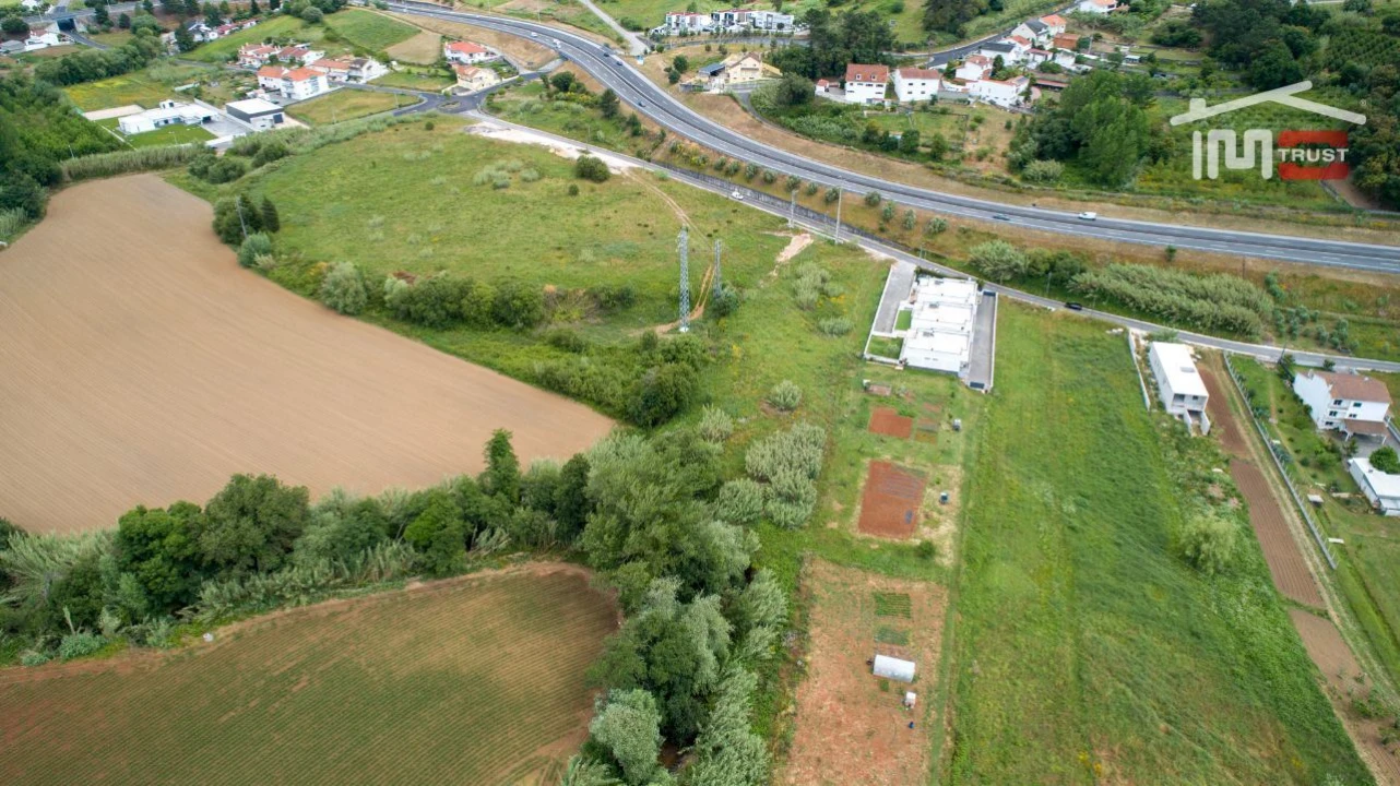 Terreno P/ Prédio para Venda em Leiria, Pousos, Barreira e Cortes Foto 8