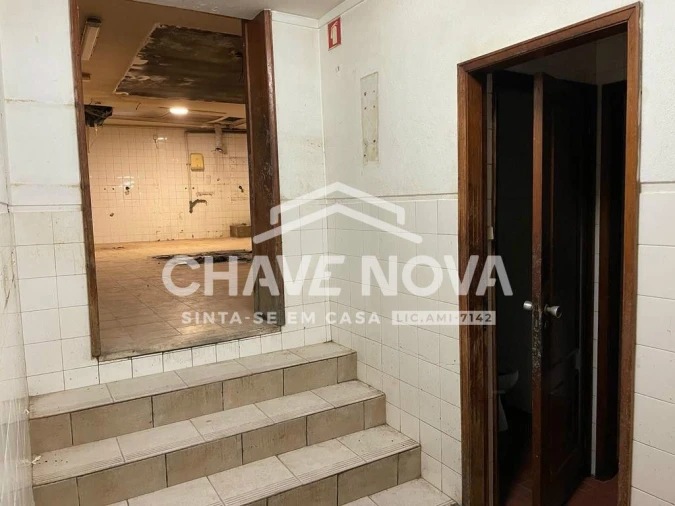 Negócio para Venda em Arcozelo Foto 10