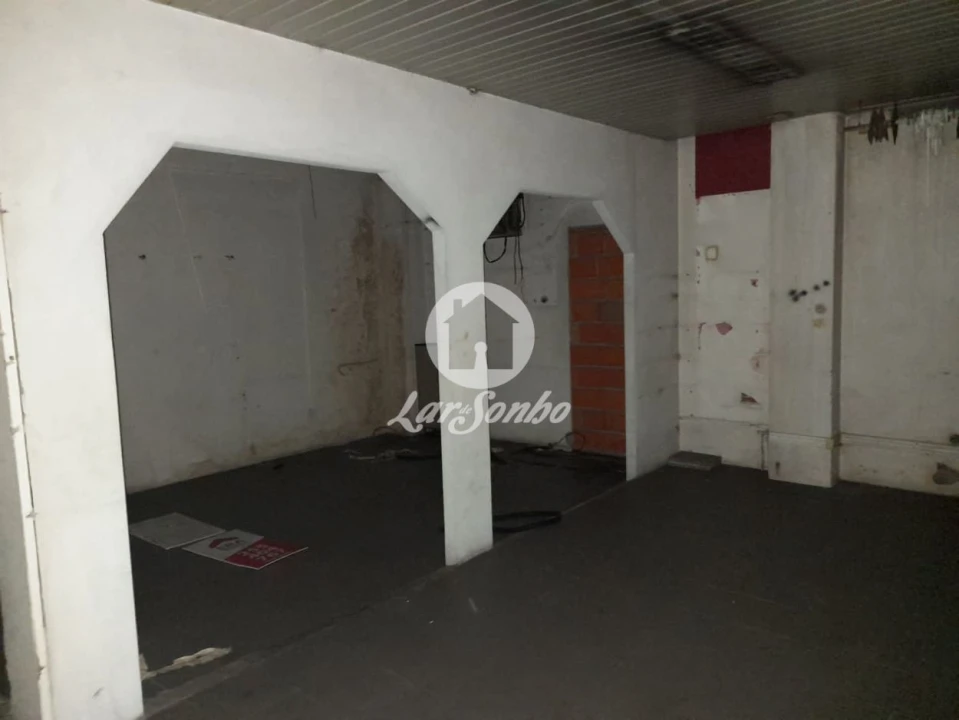 Loja para Venda em Paredes Foto 6