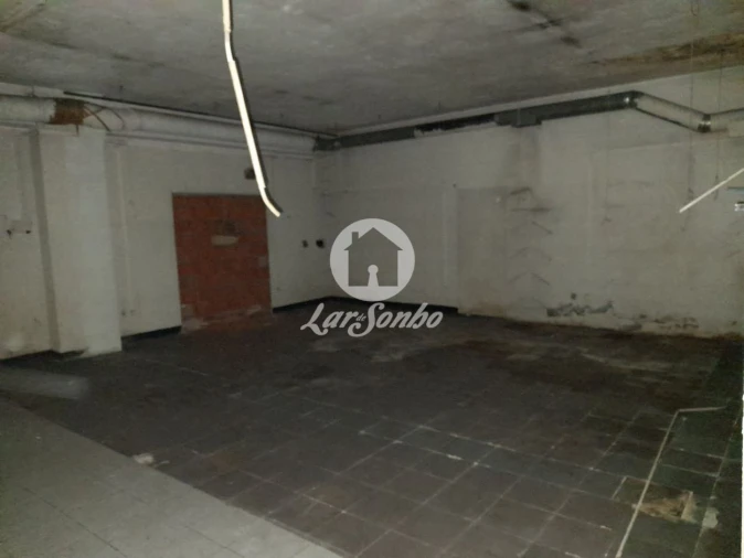 Loja para Venda em Paredes Foto 9