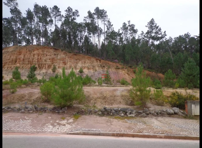 Terreno Misto para Venda em Nossa Senhora das Misericordias Foto 3