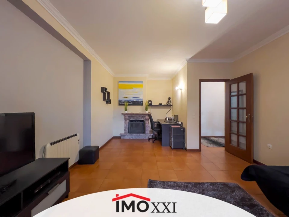 Apartamento T2 para Venda em Anta e Guetim Foto 6