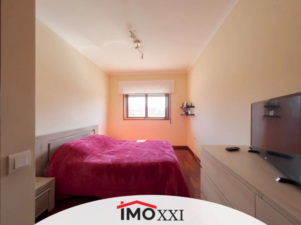 Apartamento T2 para Venda em Anta e Guetim Foto 11