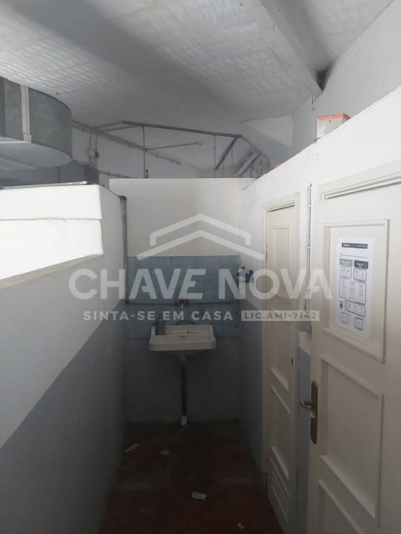 Armazém para Venda em Oliveira do Douro Foto 3