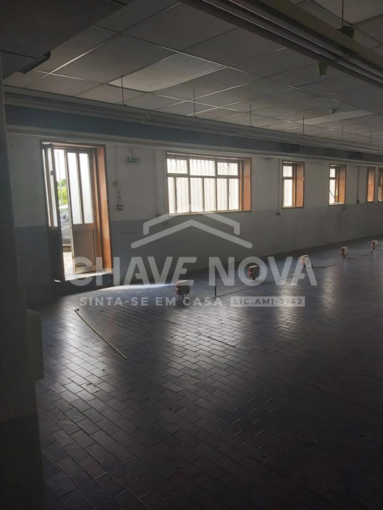 Armazém para Venda em Oliveira do Douro Foto 5