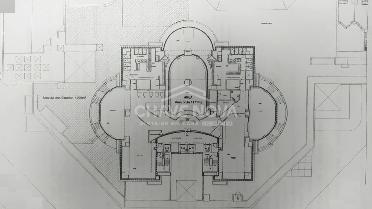 Escritório para Venda em Lordelo do Ouro e Massarelos Foto 1