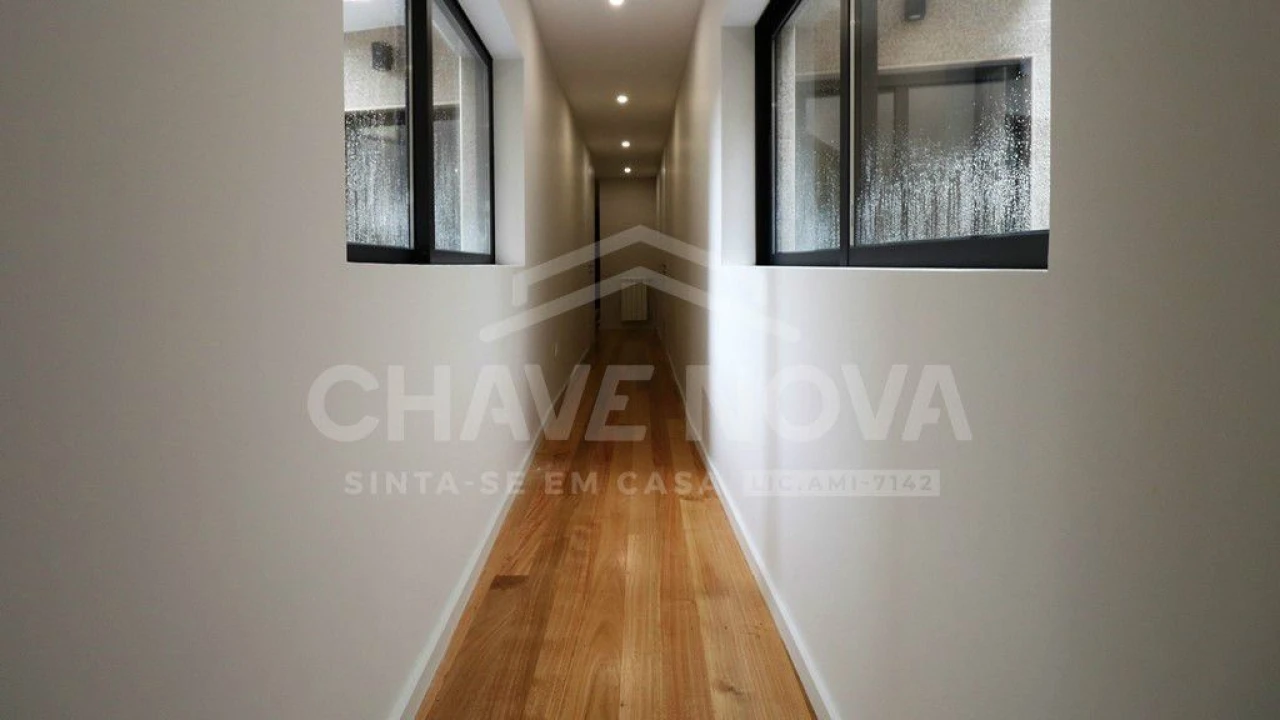 Apartamento T4 para Venda em Aguçadoura e Navais Foto 8