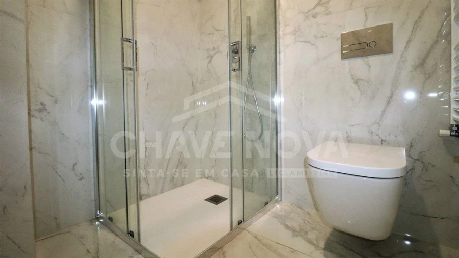 Apartamento T4 para Venda em Aguçadoura e Navais Foto 7