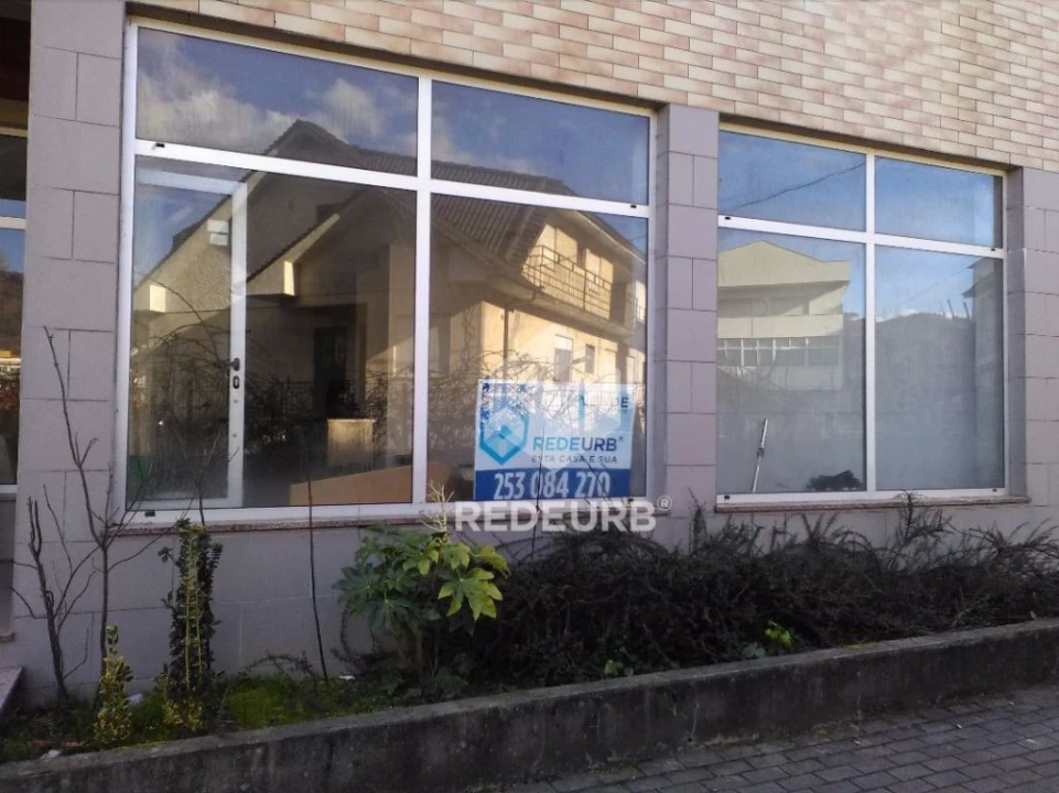 Loja para Venda em Vieira do Minho Foto 1