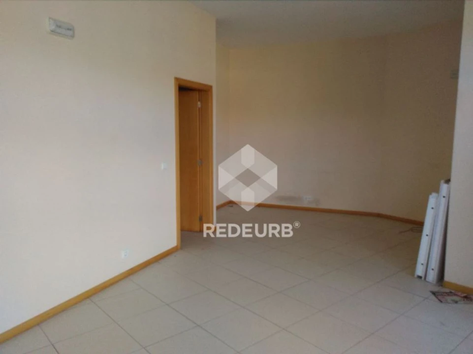 Loja para Venda em Vieira do Minho Foto 5