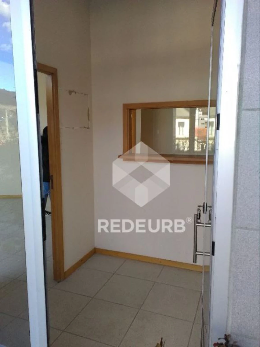 Loja para Venda em Vieira do Minho Foto 4