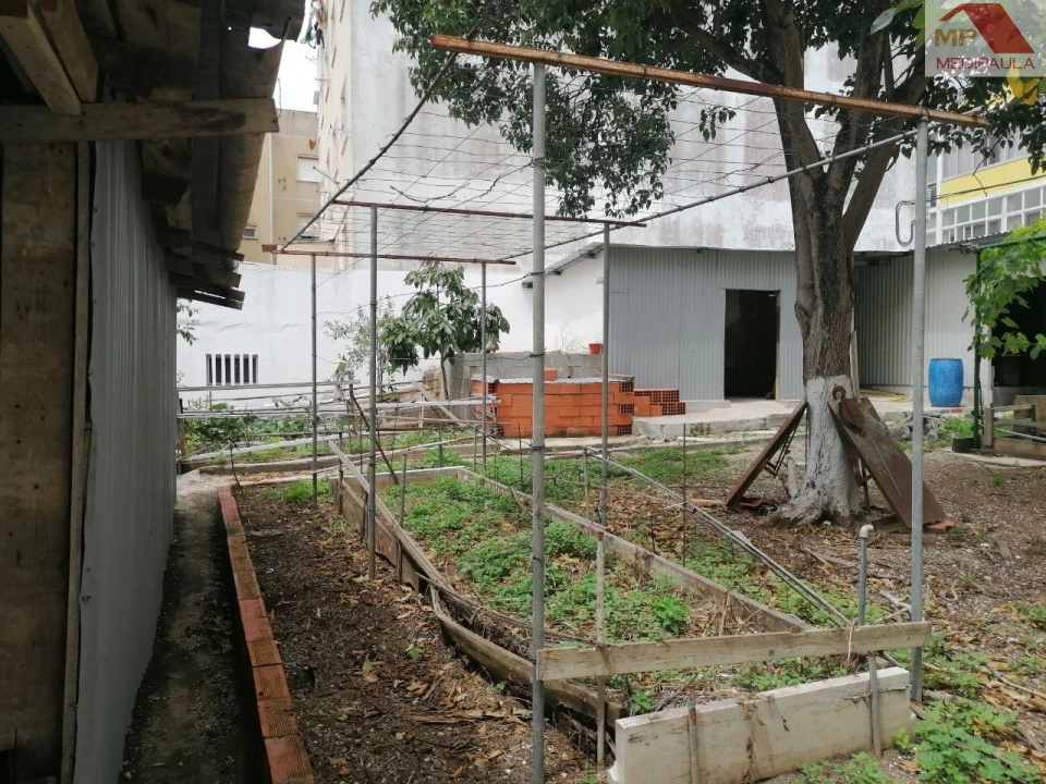 Terreno Misto para Venda em Agualva e Mira-Sintra Foto 11