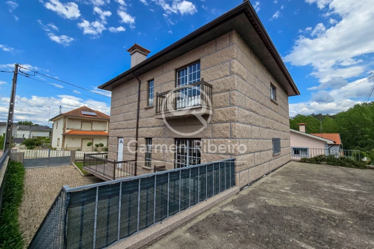 Moradia T4 para Venda em São Gens Foto 4