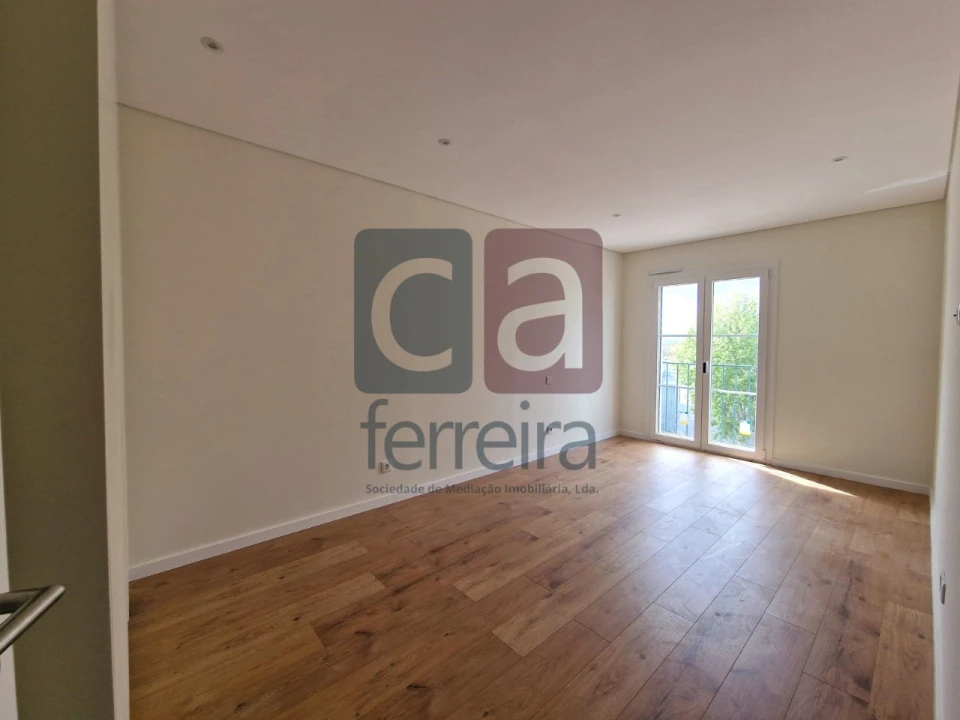 Apartamento T3 para Venda em Almeirim Foto 23
