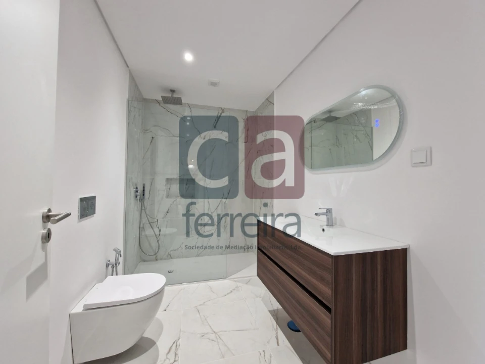 Apartamento T3 para Venda em Almeirim Foto 34