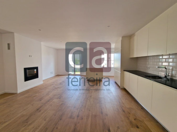 Apartamento T3 para Venda em Almeirim Foto 2