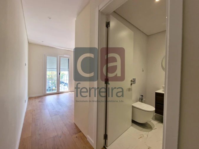 Apartamento T3 para Venda em Almeirim Foto 31