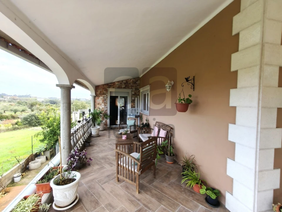 Moradia T5 para Venda em Assentiz Foto 2