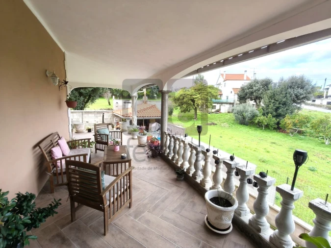 Moradia T5 para Venda em Assentiz Foto 3