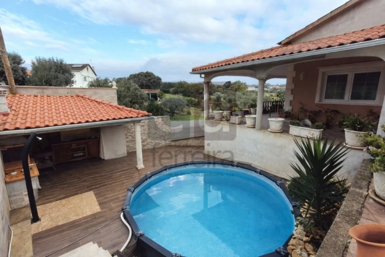 Moradia T5 para Venda em Assentiz Foto 10