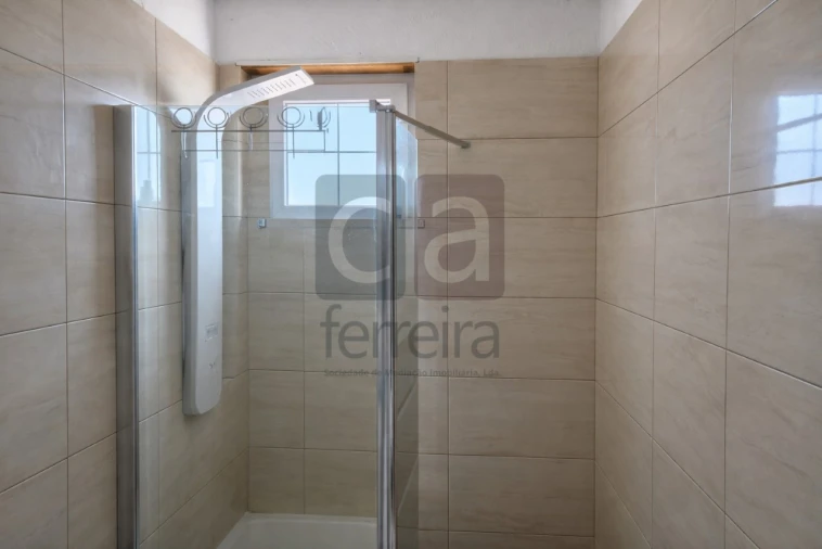 Moradia T5 para Venda em Assentiz Foto 21