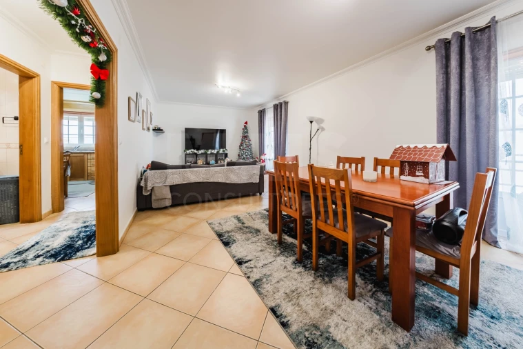 Apartamento T3 para Venda em Atouguia da Baleia Foto 5