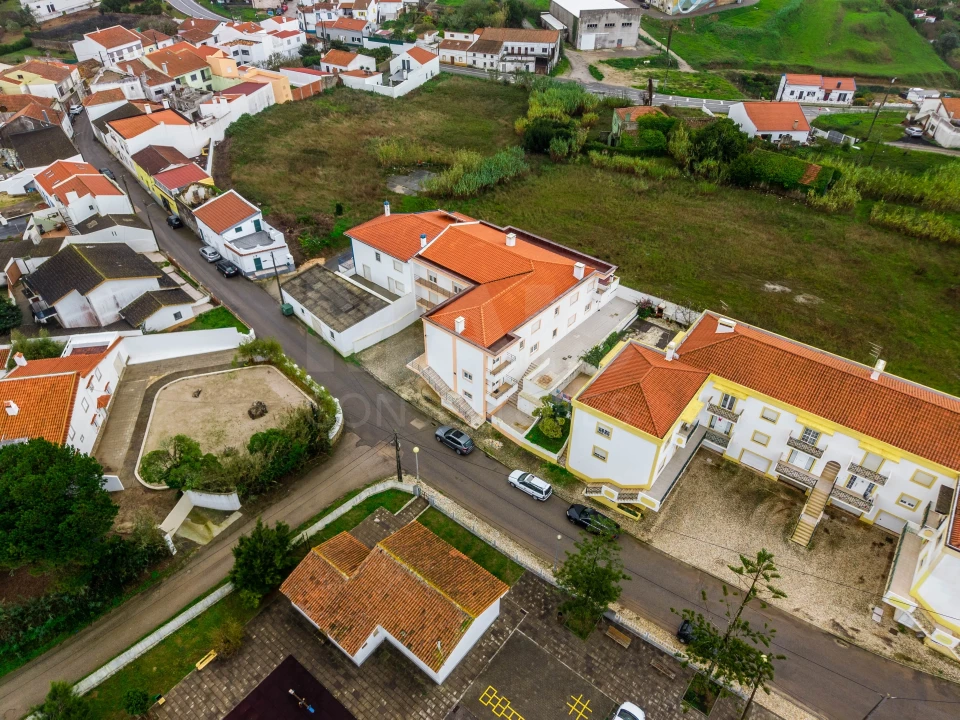 Apartamento T3 para Venda em Atouguia da Baleia Foto 3