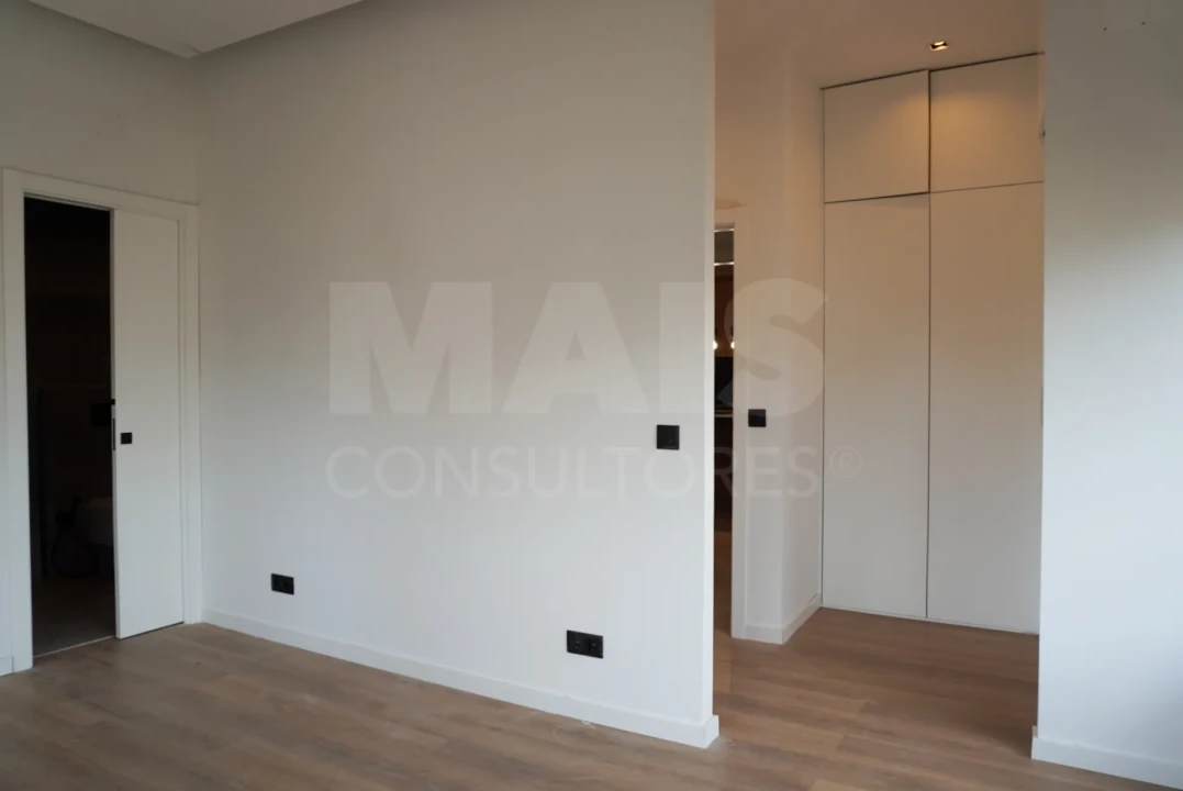 Apartamento T1 para Venda em Massamá e Monte Abraão Foto 12