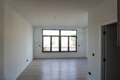Apartamento para Venda em Massamá e Monte Abraão