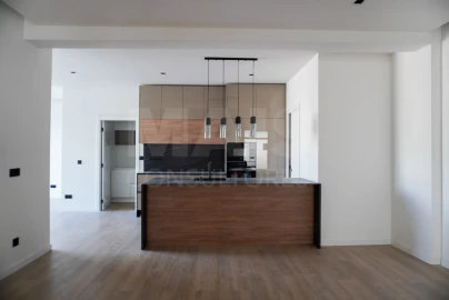 Apartamento para Venda em Massamá e Monte Abraão