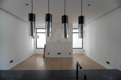 Apartamento para Venda em Massamá e Monte Abraão